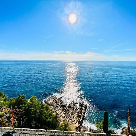 Suite Sunset 22 - Fronte Mare Сан Ремо Екстериор снимка