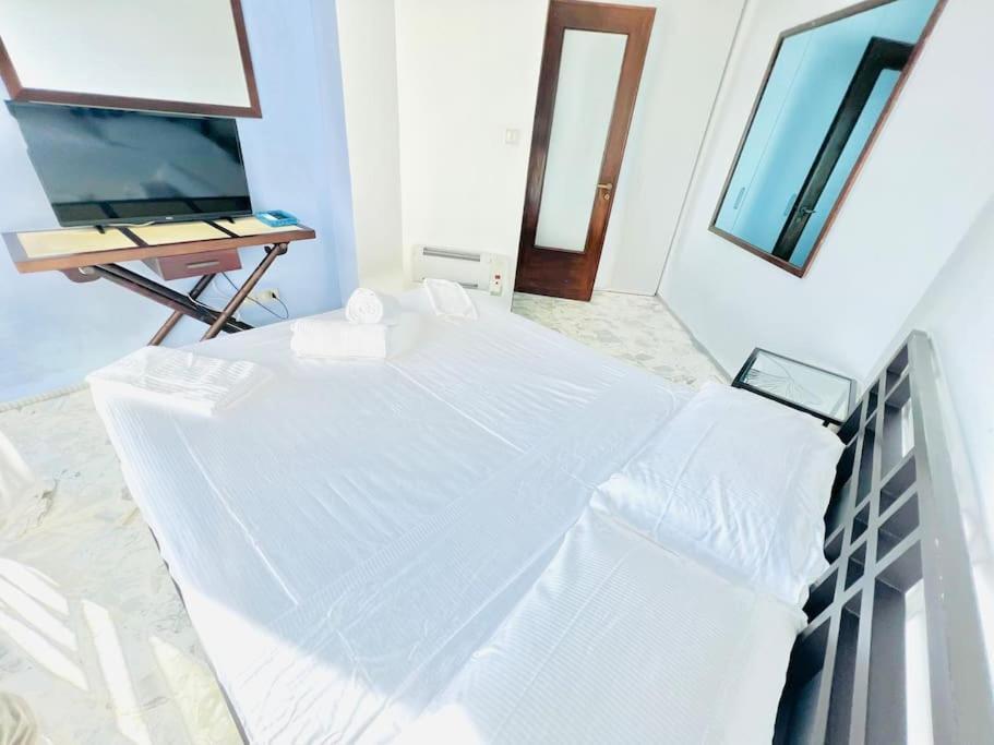 Suite Sunset 22 - Fronte Mare Сан Ремо Екстериор снимка